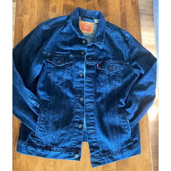 Levi's Denim Trucker Jacket Classic Fit Dark Wash Jean Jacket XL EUC